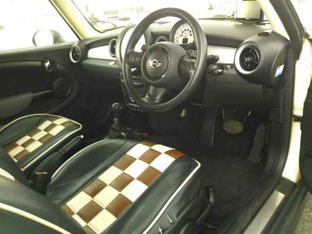 2011 MINI BMW ミニ Cooper auction photo 3