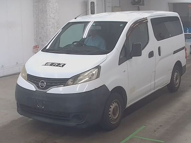 2011 Nissan NV200 Vanette Van auction photo 4