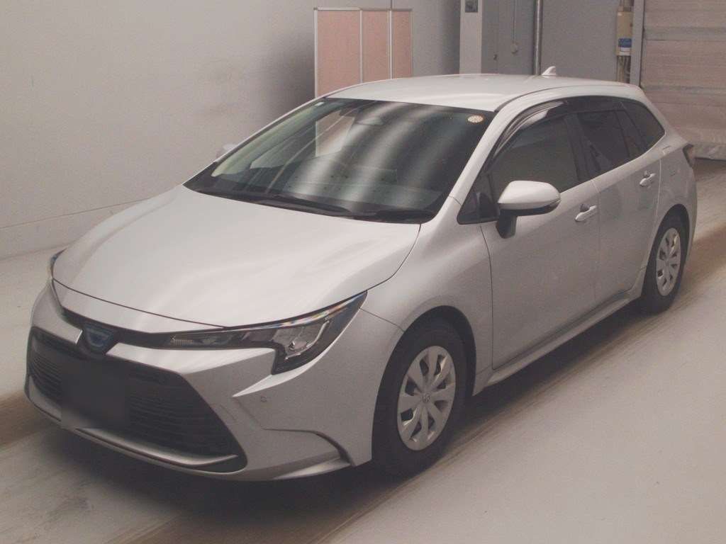 2023 Toyota Corolla Touring Hybrid G Japan auction vehicle
