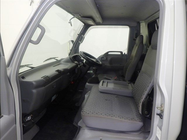 2004 Isuzu Elf Flatbed auction photo 8
