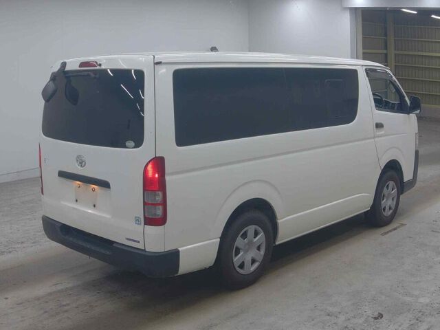 2015 Toyota Hiace Long DX 4WD auction photo 5