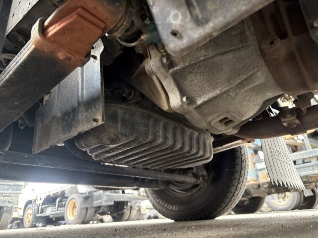 1992 Toyota Dyna ヒラ.ホロ auction photo 11