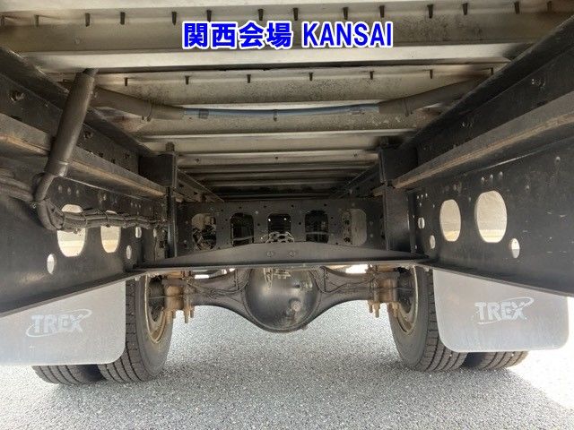 2013 Isuzu Forward Aluminum Wing auction photo 12