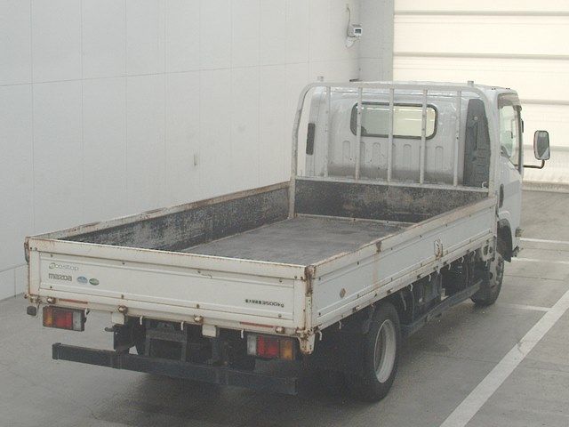 2015 Mazda タイタンワイド Flatbed auction photo 2