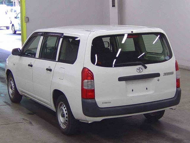 2016 Toyota Succeed UL auction photo 2
