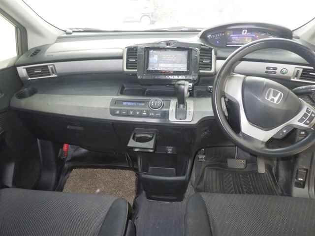 2012 Honda Freed ハイブリッドジャストセレクショ auction photo 6