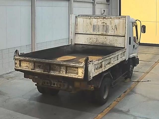 2005 Isuzu Forward ダンプ auction photo 2