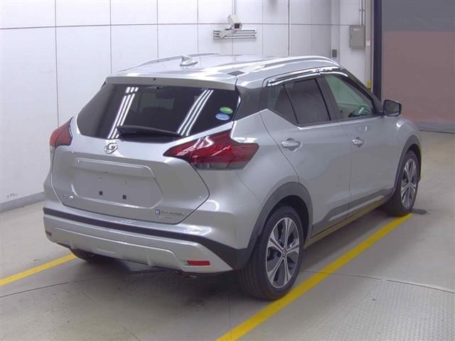 2021 Nissan Kicks X Two-Tone Interior Edition auction photo 4