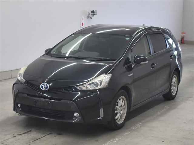 2016 Toyota Prius Alpha S auction photo 4