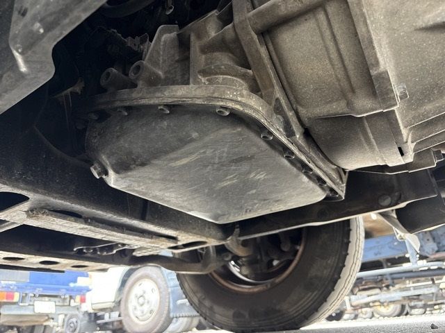 2012 Isuzu Elf ジンカイ auction photo 11