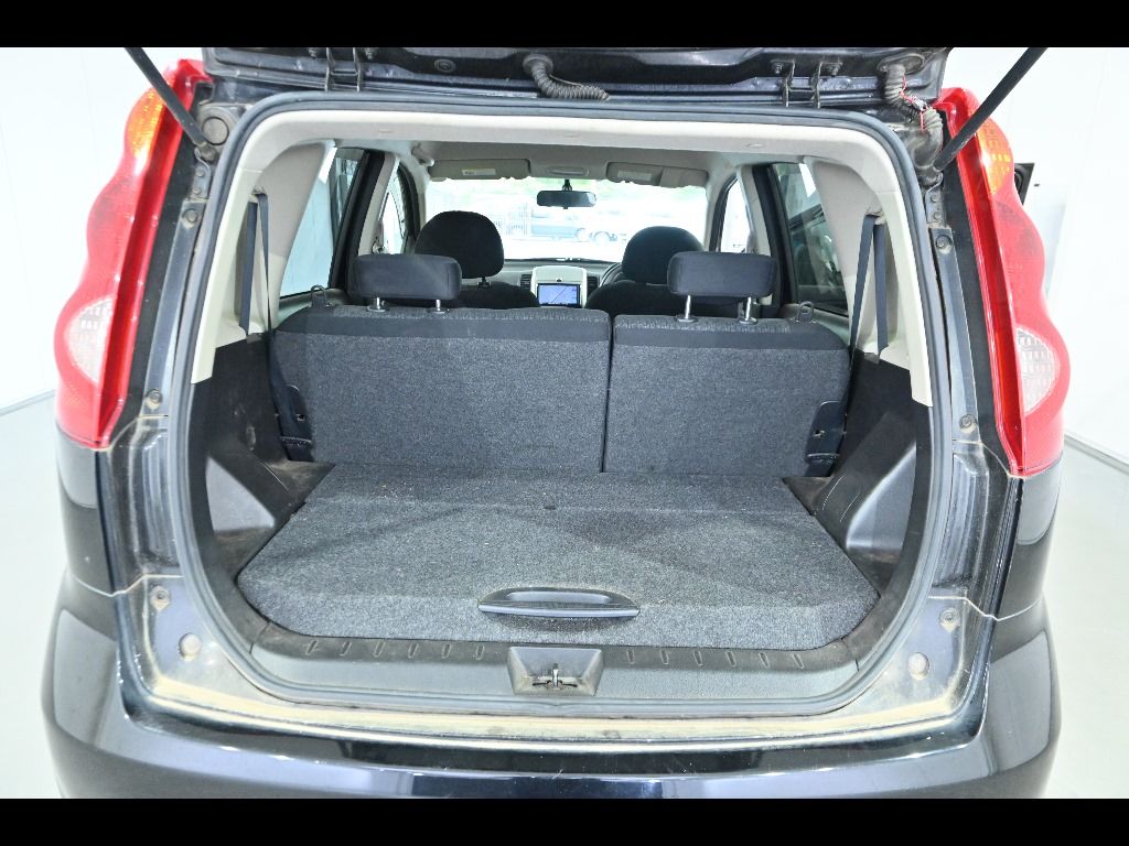 2011 Nissan ノート HB 15X SV auction photo 13