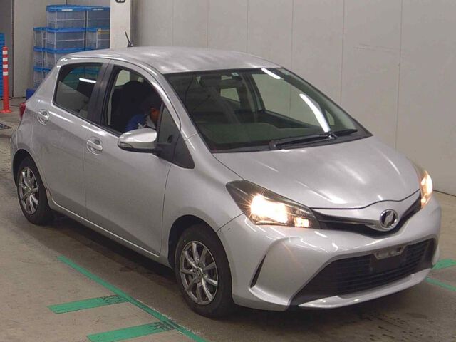 2014 Toyota Vitz F M Package Japan auction vehicle