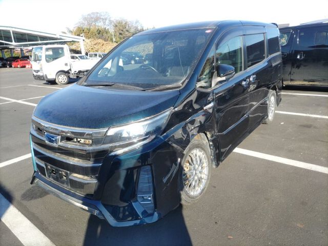 2018 Toyota Noah HV SI WXB auction photo 4