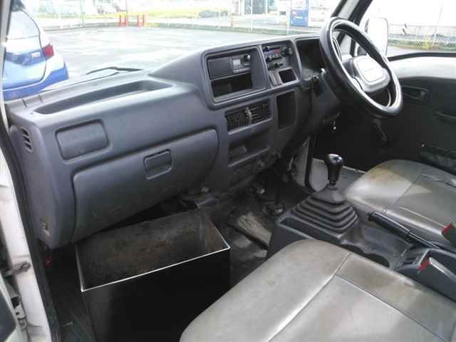 2002 Subaru Sambar 4WD Dump Truck auction photo 8