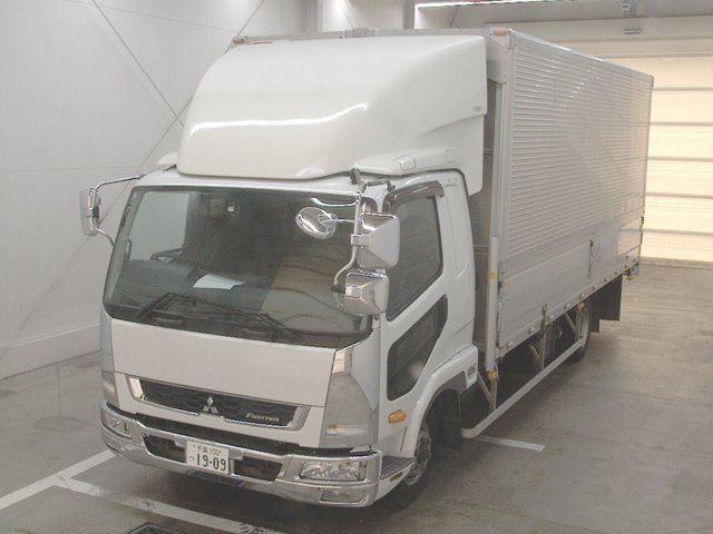 Japan Auction Vehicles 10 2018 Mitsubishi Fuso Fighter Wing auction photo