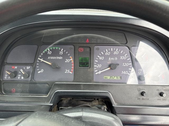 2006 Isuzu Giga ミキサー auction photo 6