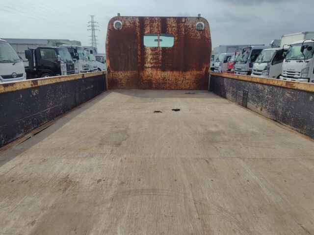 2019 Isuzu Elf auction photo 3