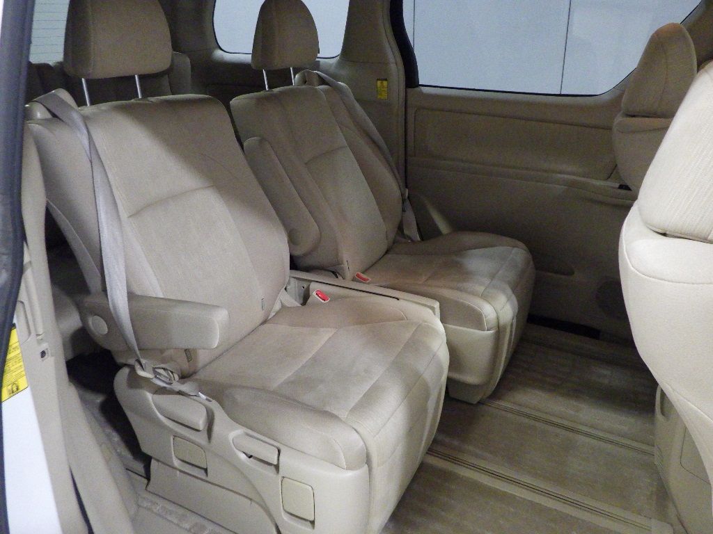 2012 Toyota Alphard 4WD Hybrid X auction photo 7