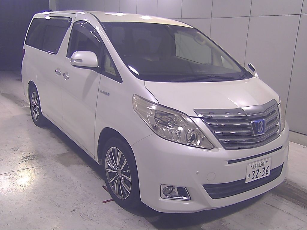 2012 Toyota Alphard 4WD Hybrid X Japan auction vehicle