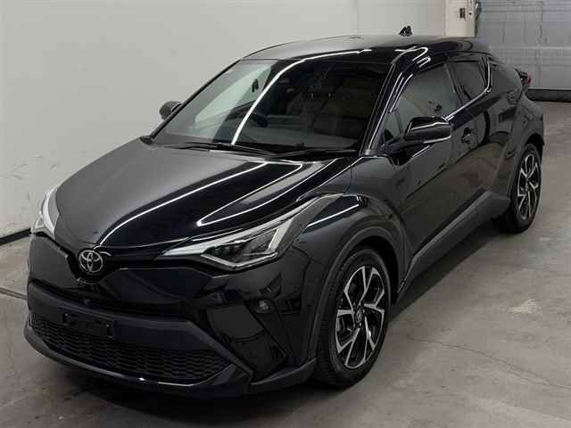 2022 Toyota C-HR G-T auction photo 4