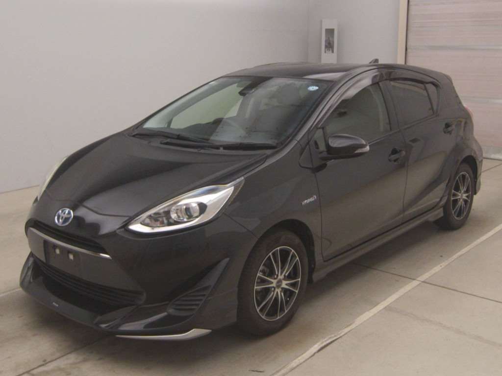 2018 Toyota Aqua S Japan auction vehicle
