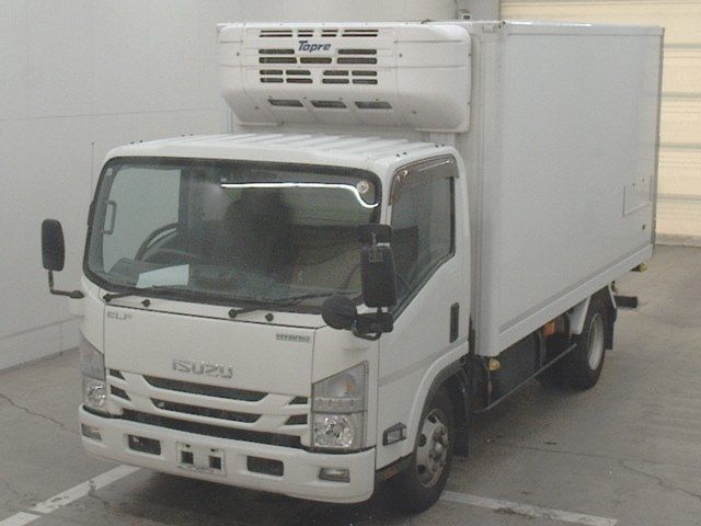 Japan Auction Vehicles 10 2020 Isuzu Elf Refrigerated and frozen trucks auction photo