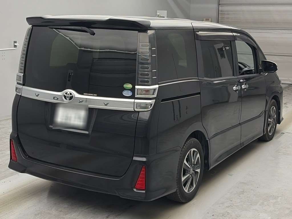 2018 Toyota Voxy ZS Kirameki auction photo 2