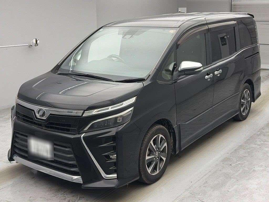 2018 Toyota Voxy ZS Kirameki Japan auction vehicle