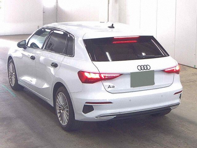 2024 Audi A3 スポB30TFSIアド auction photo 2