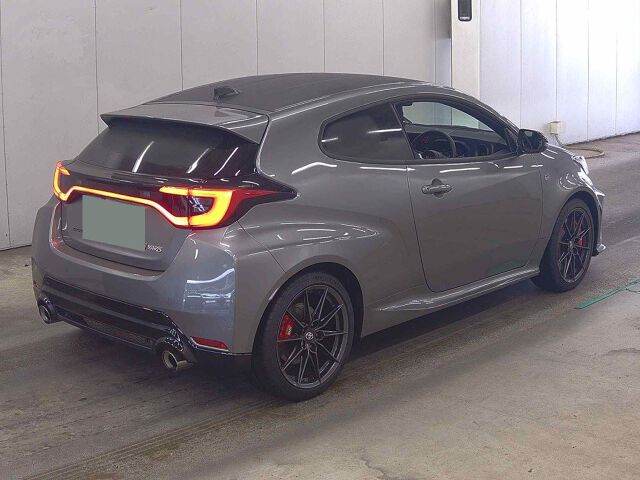 2024 Toyota GR Yaris RZハイパフォーマンス 4WD auction photo 5