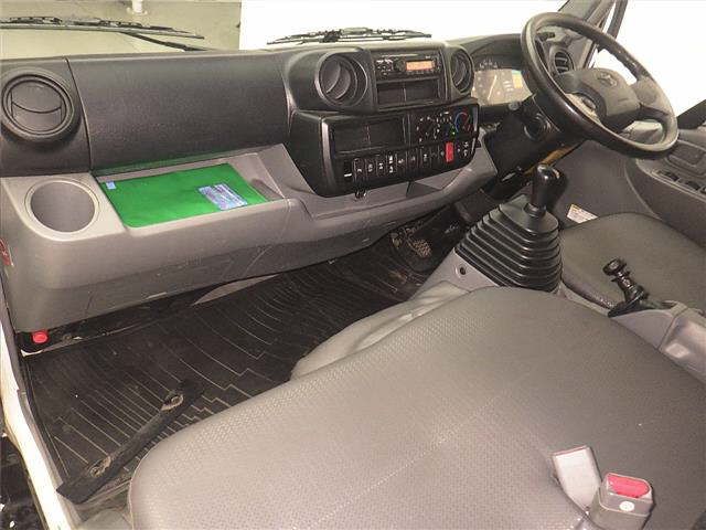 2019 Toyota Dyna 4WD Aluminum Van D-TB auction photo 4