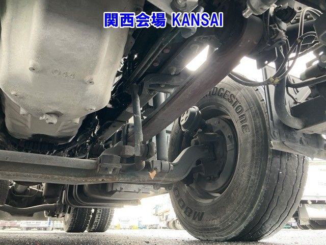 2021 Hino Profia tractor auction photo 15