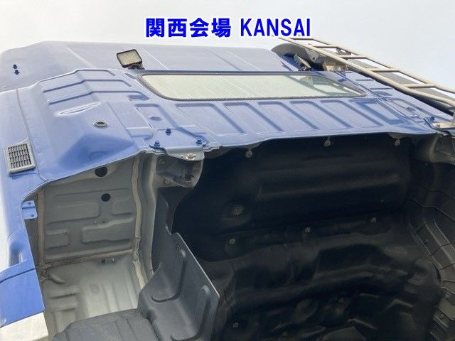 2021 Hino Profia tractor auction photo 6