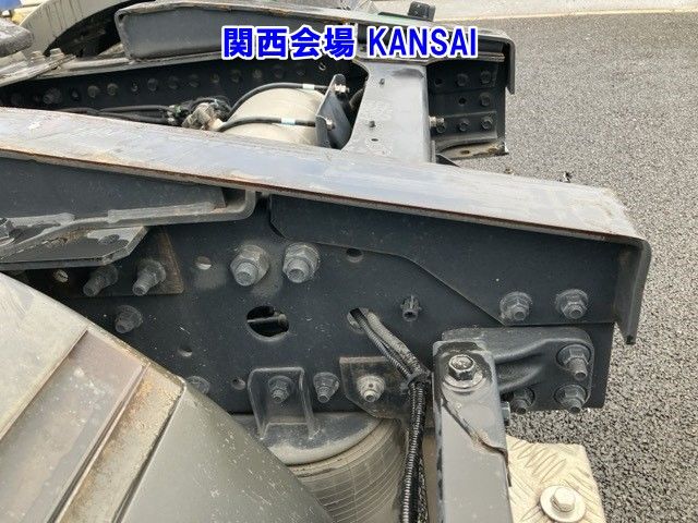 2021 Hino Profia tractor auction photo 9