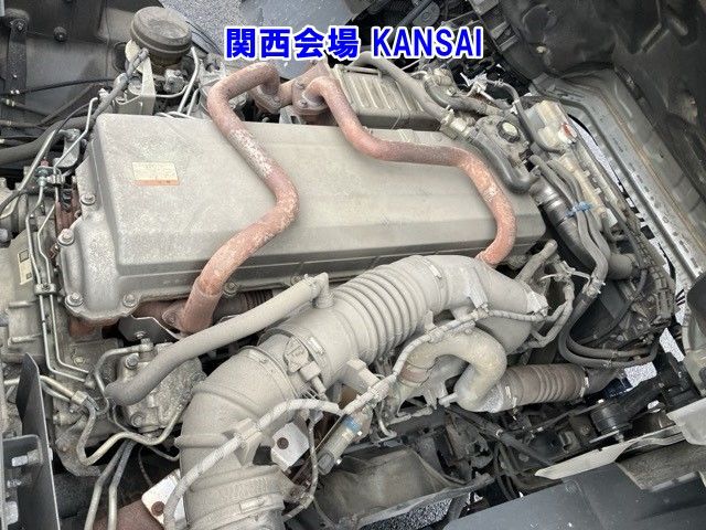 2021 Hino Profia tractor auction photo 8