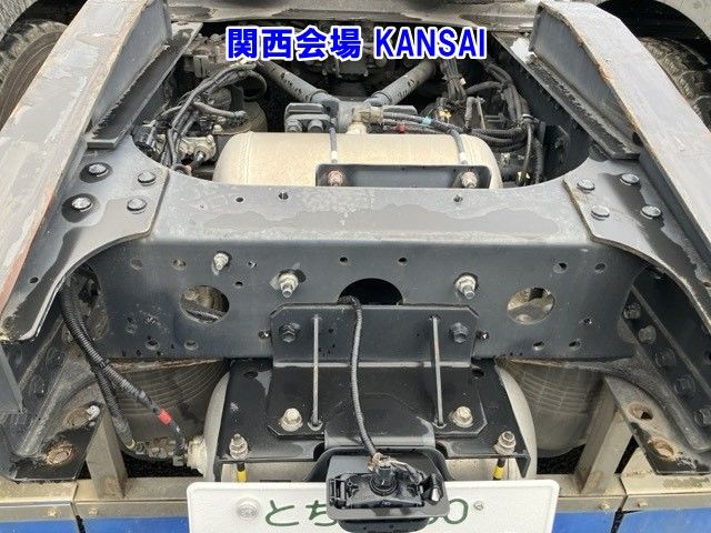 2021 Hino Profia tractor auction photo 11