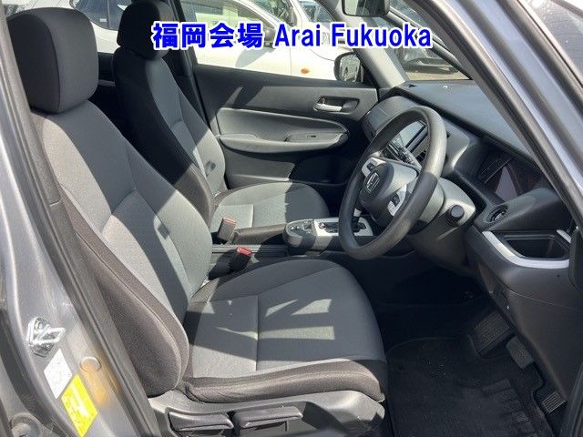 2022 Honda Fit ワゴン BASIC auction photo 6