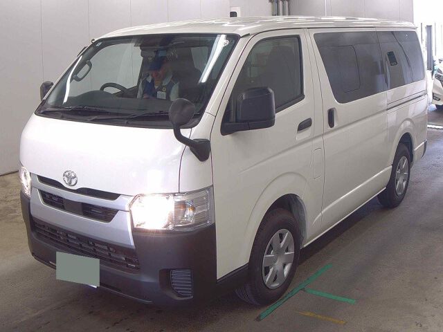 2025 Toyota Hiace Long DX auction photo 4