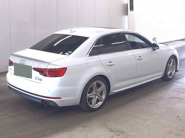 2017 Audi A4 2.0TFSIQスポSラ 4WD auction photo 5