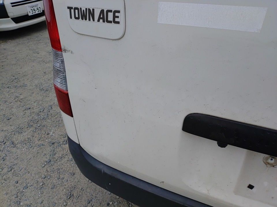 2019 Toyota TownAce auction photo 25