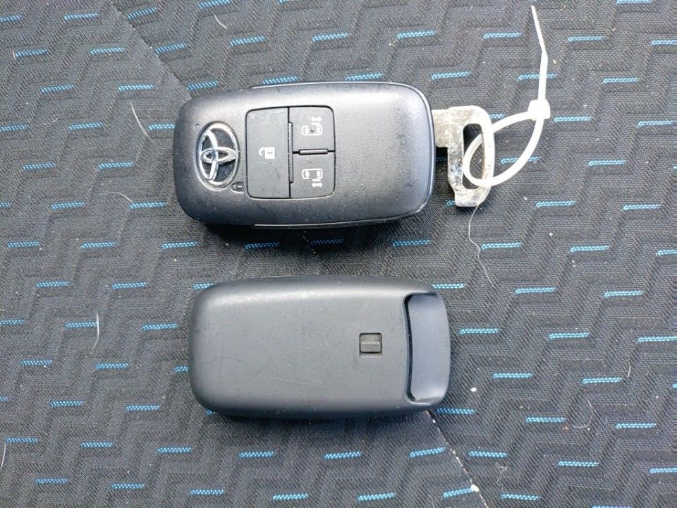 2021 Toyota Roomy auction photo 21
