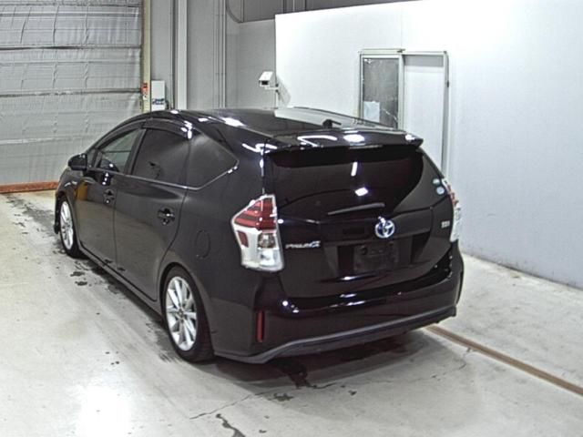 2015 Toyota Prius Alpha Sツーリングセレクション 8インチナビ auction photo 2
