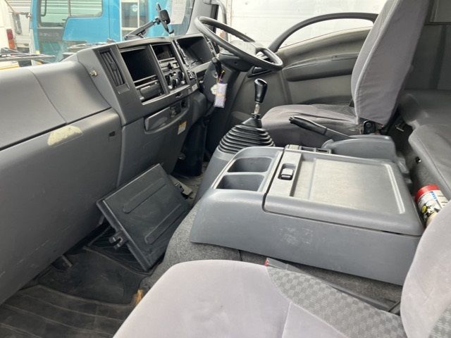 2010 Isuzu Forward アルミウイング ワイド auction photo 5
