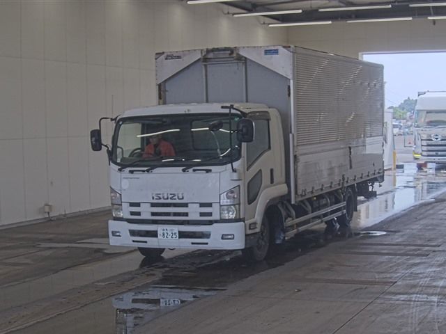 2010 Isuzu Forward アルミウイング ワイド Japan auction vehicle
