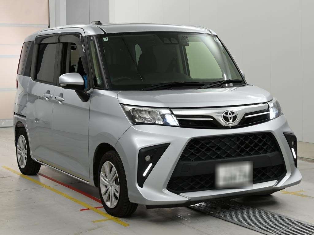 2021 Toyota Roomy G-T auction photo 5
