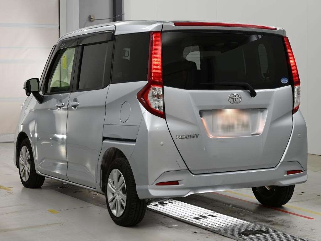 2021 Toyota Roomy G-T auction photo 6