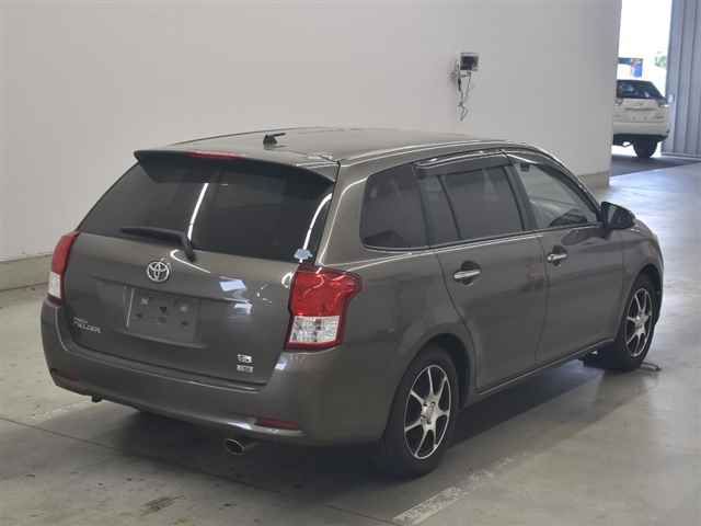 2014 Toyota Corolla Fielder 1.8S auction photo 5