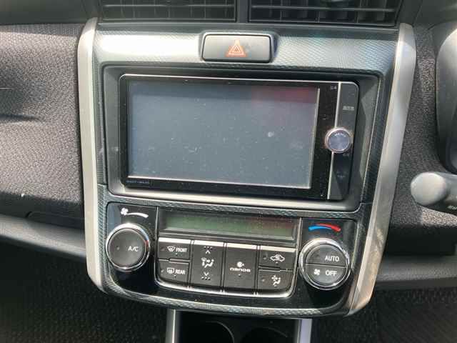 2014 Toyota Corolla Fielder 1.8S auction photo 6