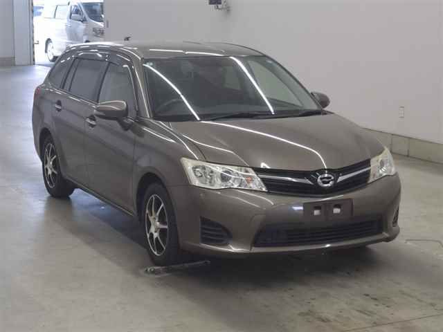 2014 Toyota Corolla Fielder 1.8S Japan auction vehicle