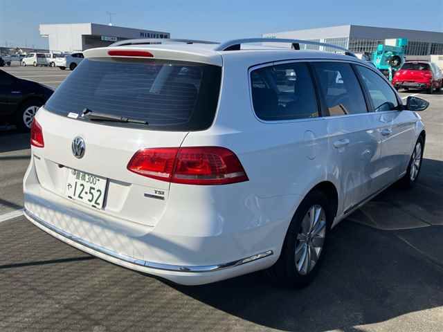 2013 Volkswagen VWパサートヴァリアント auction photo 5